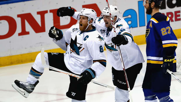 joe-pavelski-nhl-three-stars-san-jose-sharks-st-louis-blues-joe-thornton-troy-brouwer.jpg